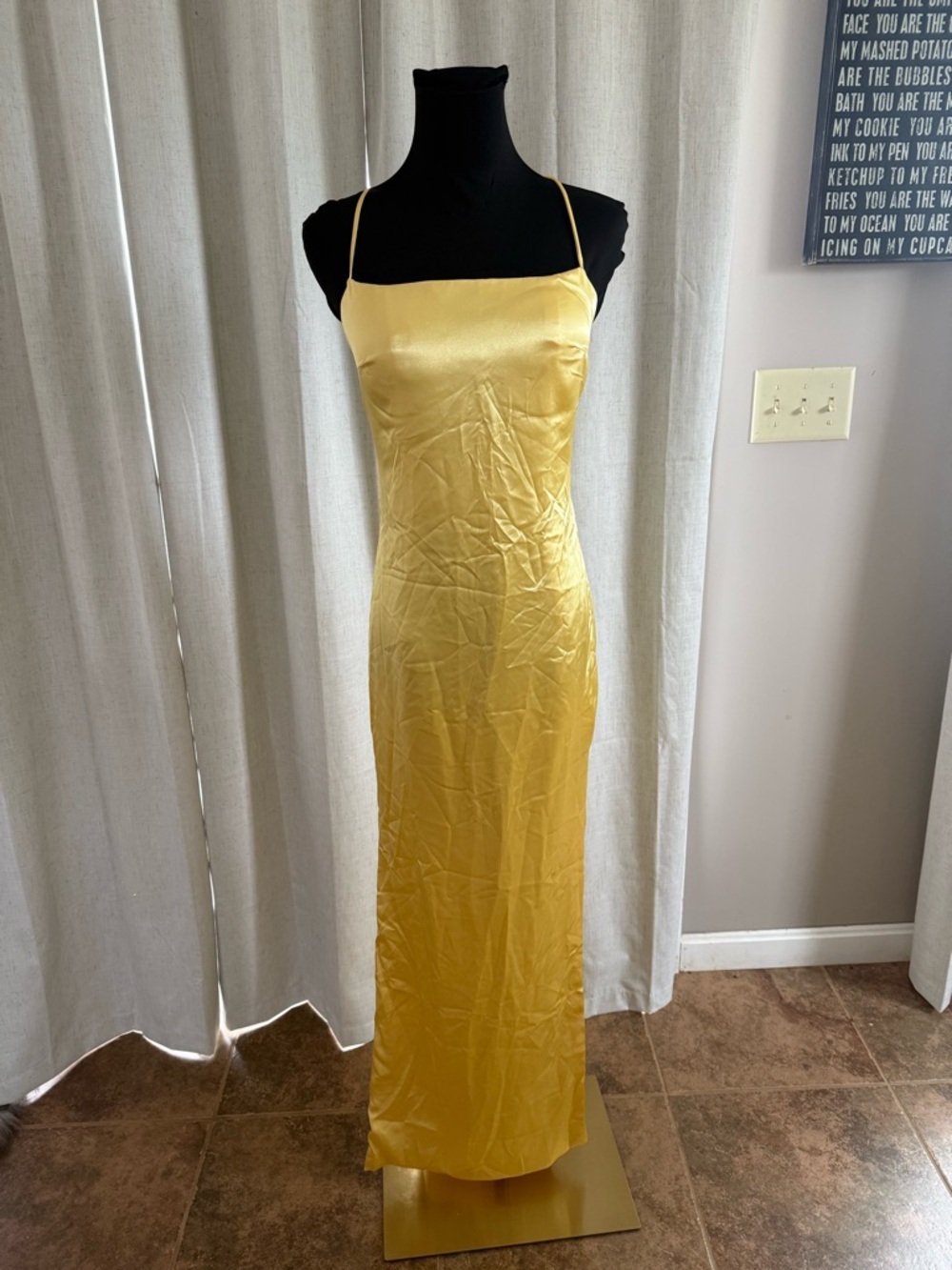 Yellow Prom/Formal Dress With Open Back Size 4